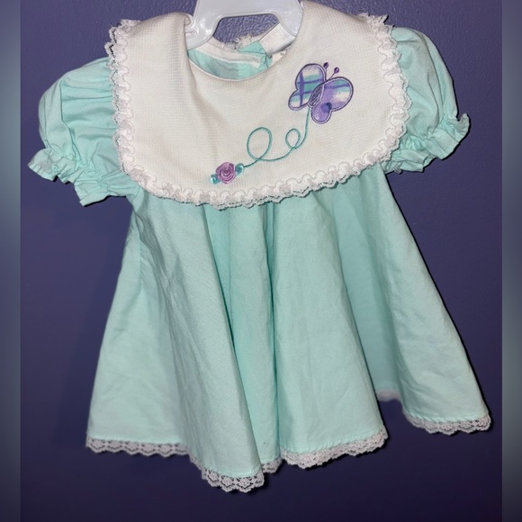 Alexis Other - 90’s Vintage Baby Girl 6m Dress With Butterfly & Rose Embroideries.